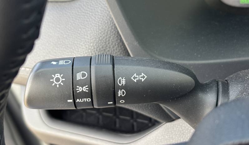 TOYOTA RAV4 2.5 HYBRID 220H e-CVT AWD-i ADVANCE 4×4 lleno