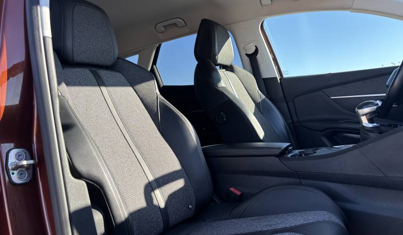 Peugeot 3008 Allure 1.5 HDi 130 CV lleno