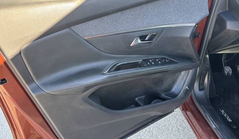 Peugeot 3008 Allure 1.5 HDi 130 CV lleno