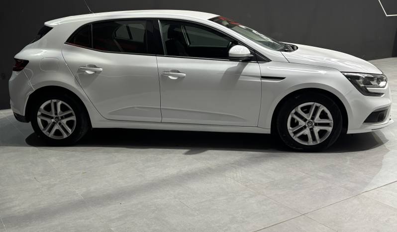 RENAULT MÉGANE BERLINA BUSINESS ENERGY dCi 110 CV lleno