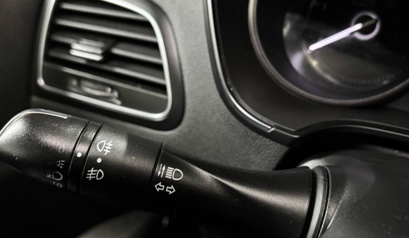 RENAULT MÉGANE BERLINA BUSINESS ENERGY dCi 110 CV lleno